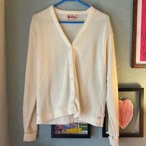 Vintage Cardigan | 70s Creamy White | Slouchy Button Up | Wool